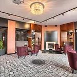 Ξενοδοχείο Hanza 4*