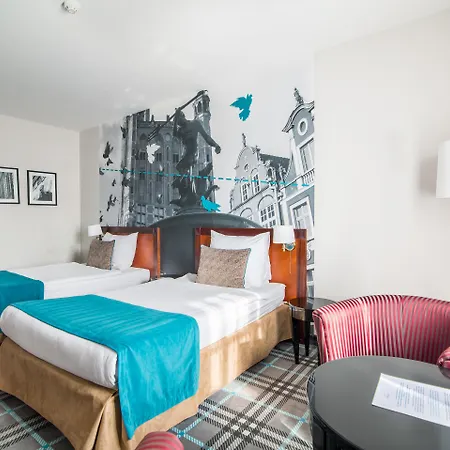 Hotel Hanza 4*