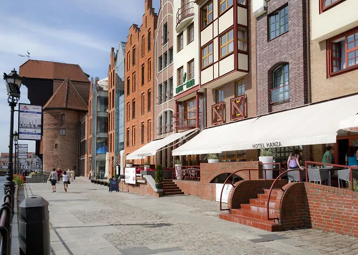 Отель Hanza
